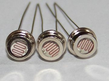 Metal revestido de la célula fotoconductora de los CD del ohmio 10M de 12m m para el circuito eléctrico