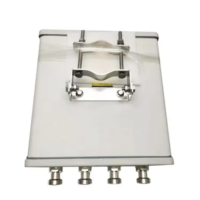Antenna de panel polarizado doble de 4 puertos al aire libre 698-960/1710-2700/3300-4000MHz Estación base Antenna GSM 2G 2G 4G 5G Equipo de RF
