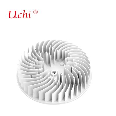 Ensamblaje de disipador de calor forjado en frío y disipación de calor para iluminación LED