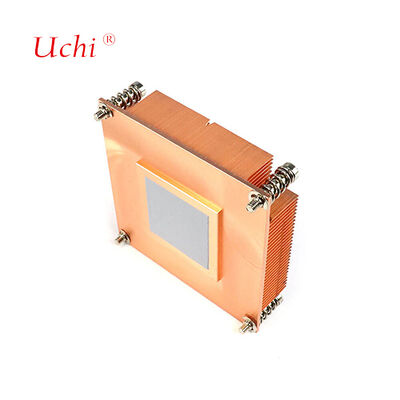 El fregadero es de cobre de espesor de aleta