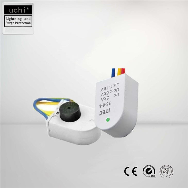 Alto tipo eficiente 3 material termoplástico UL94-V0 del dispositivo de protección contra sobrecargas del LED