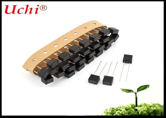 8x4x8m m que la INMERSIÓN montó la ventaja radial cuadrada miniatura micro reducen el fusible Subminiature T8A 250V del soplo